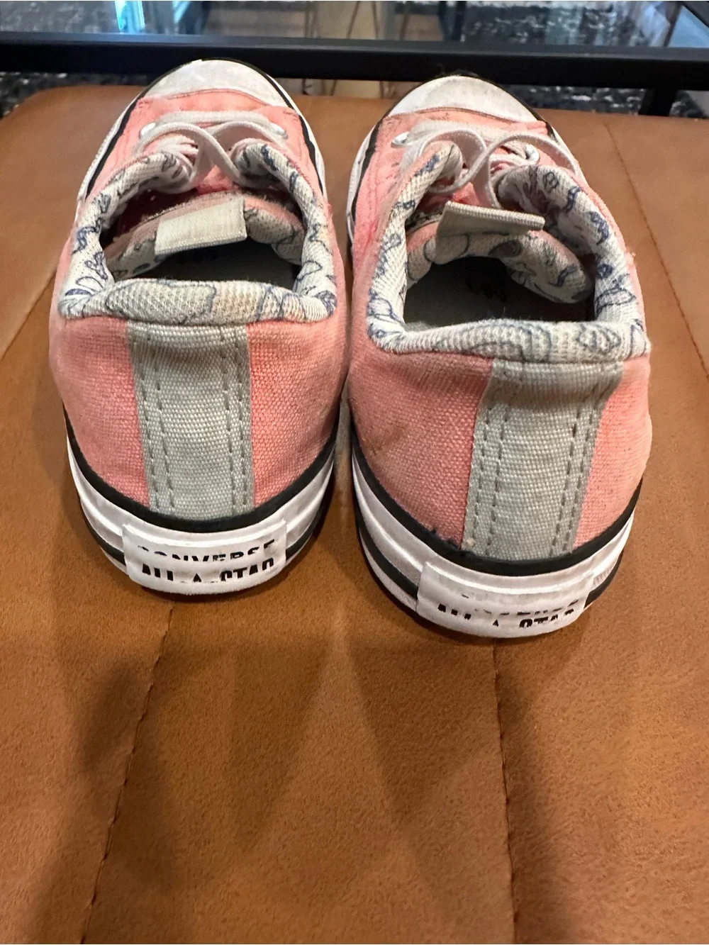 Pink Slip-on Converse